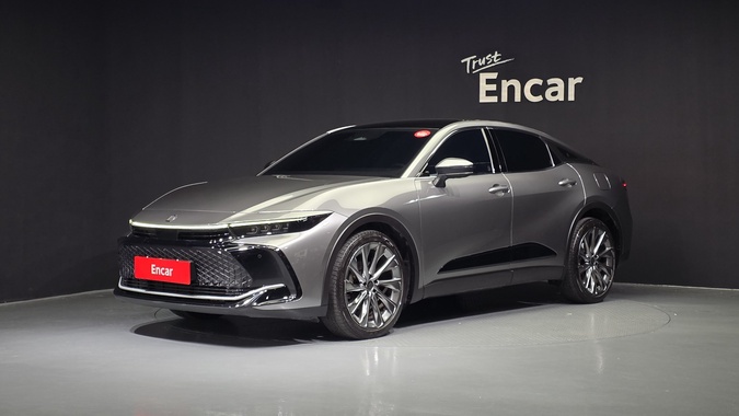 Toyota Crown 2023