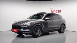Porsche Cayenne 2021