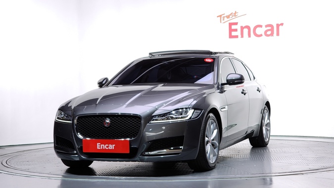 Jaguar XF 2019