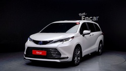 Toyota Sienna 2025