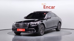 Mercedes-Benz S-Class 2025