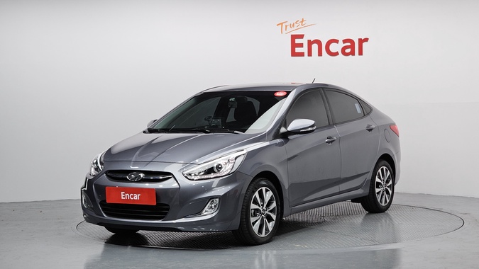 Hyundai Accent 2015