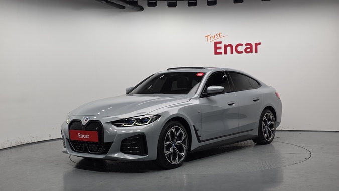 BMW i4 2023