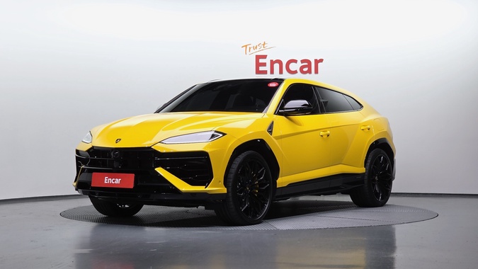Lamborghini Urus 2025