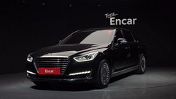 Genesis EQ900 2017