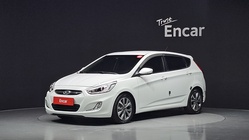 Hyundai Accent 2015