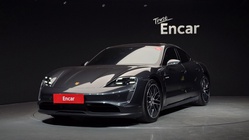 Porsche Taycan 2022