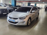 Hyundai Avante 2011