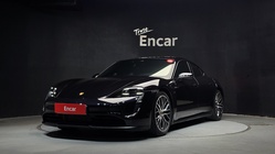 Porsche Taycan 2022