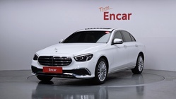 Mercedes-Benz E-Class 2022