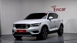 Volvo XC40 2021