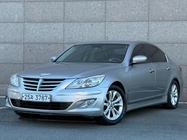 Hyundai Genesis 2012