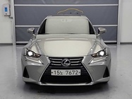 Lexus IS 2018