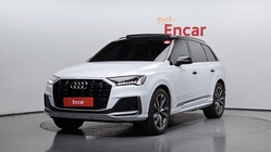 Audi Q7 2021