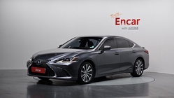 Lexus ES 2019
