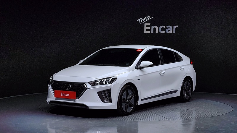Hyundai Ioniq