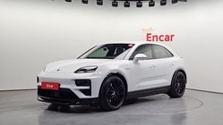 Porsche Macan 2025