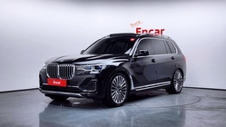 BMW X7 2021