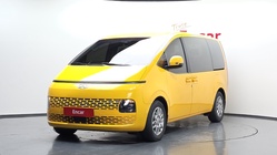 Hyundai Staria 2021