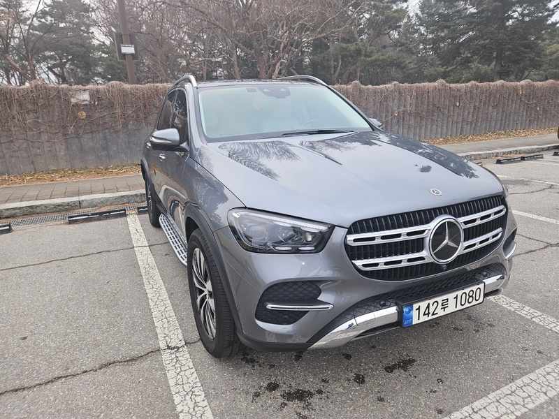Mercedes-Benz GLE-Class