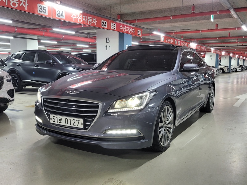 Hyundai Genesis