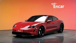 Porsche Taycan 2021