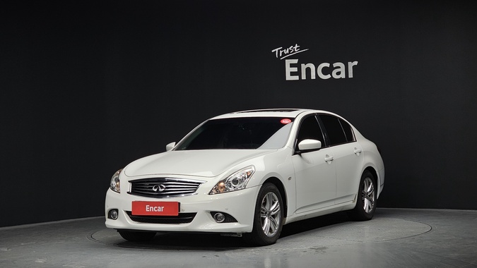 Infiniti G 2013