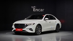 Mercedes-Benz E-Class 2024