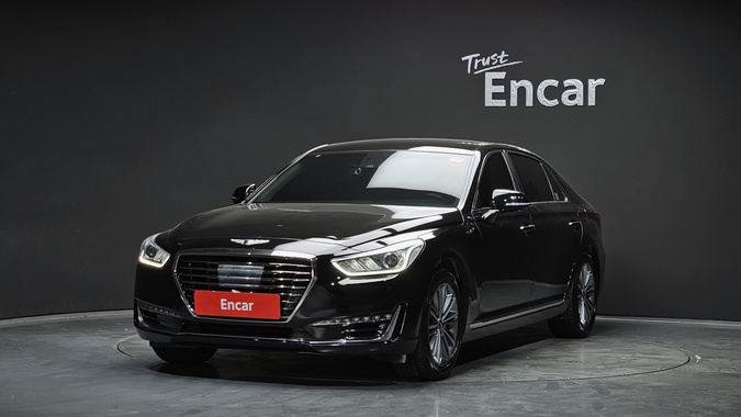 Genesis EQ900 2017