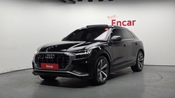 Audi Q8 2021