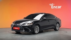 Lexus ES 2021