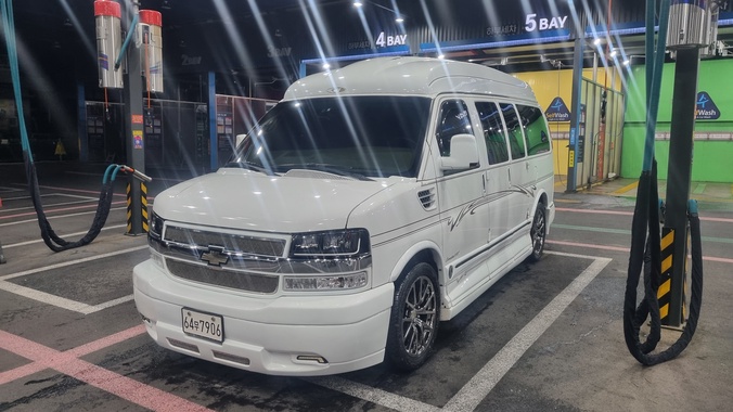 Chevrolet Express 2011