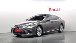 Lexus LS 2018