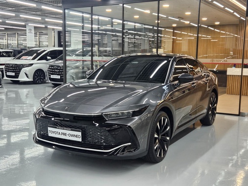 Toyota Crown 2023