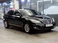 Hyundai Genesis 2010