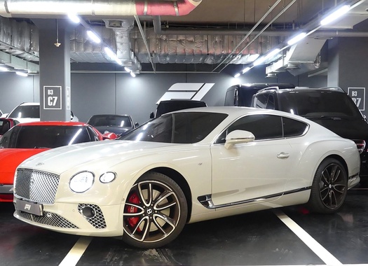 Bentley Continental 2021