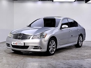 Infiniti M 2008