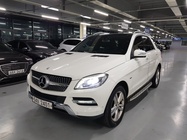 Mercedes-Benz M-Class 2012