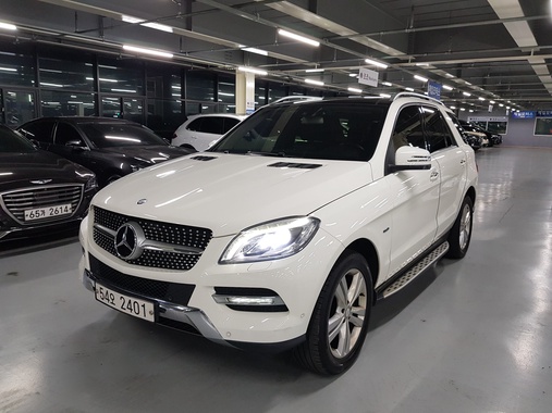 Mercedes-Benz M-Class 2012