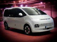 Hyundai Staria 2025