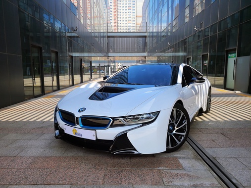 BMW i8 2016