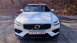 Volvo V60 2021