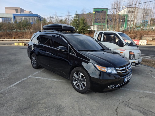 Honda Odyssey 2016