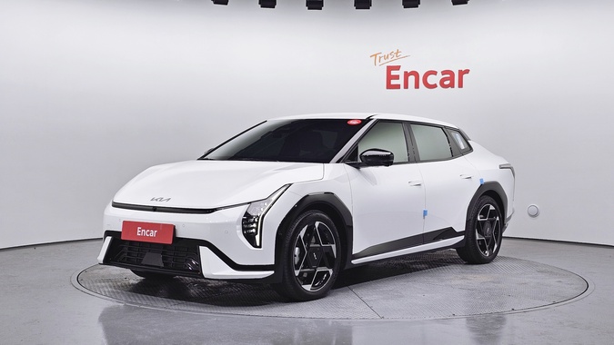Kia EV4 2025