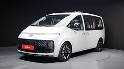 Hyundai Staria 2025