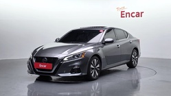 Nissan Altima 2019
