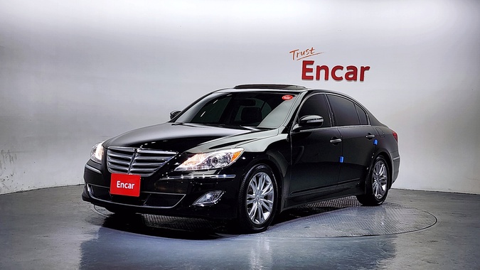 Hyundai Genesis 2013