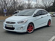 Hyundai Accent 2015