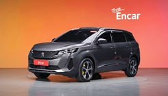 Peugeot 5008 2021