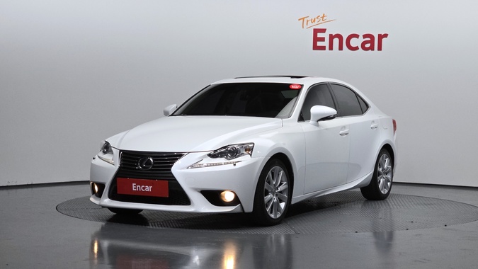 Lexus IS 2013